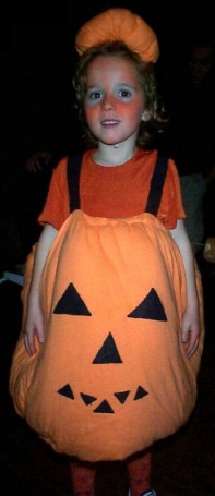 halloween99Evie.JPG (19544 bytes)